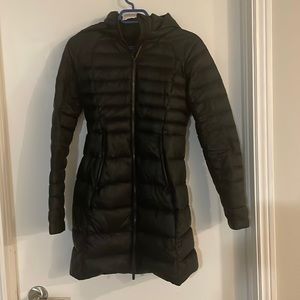 Lululemon puffer jacket in good condition-
